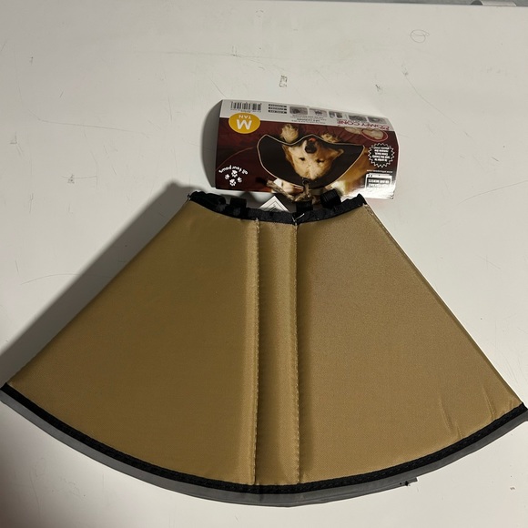 Comfy cone, Tan, Medium, dog or cat - Picture 4 of 4